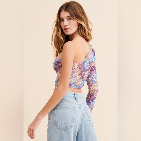 Saylor Tess One Shoulder Long Sleeve Zigzag Sequin Top - Picture 2 of 16